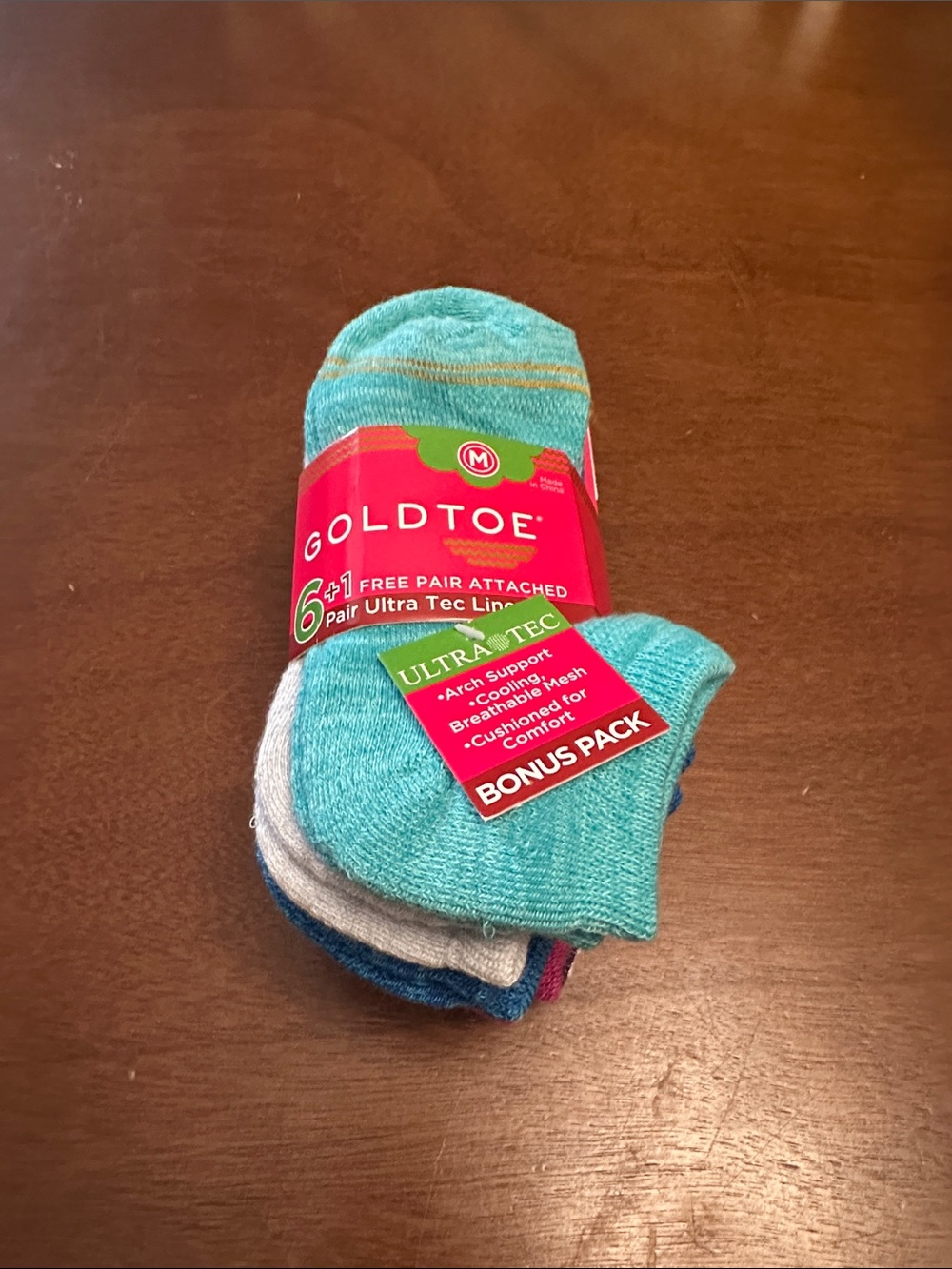Gold Toe Ultra Tec Liner Girls Multi-Color No-Show Athletic Socks 6 + 1 Pack